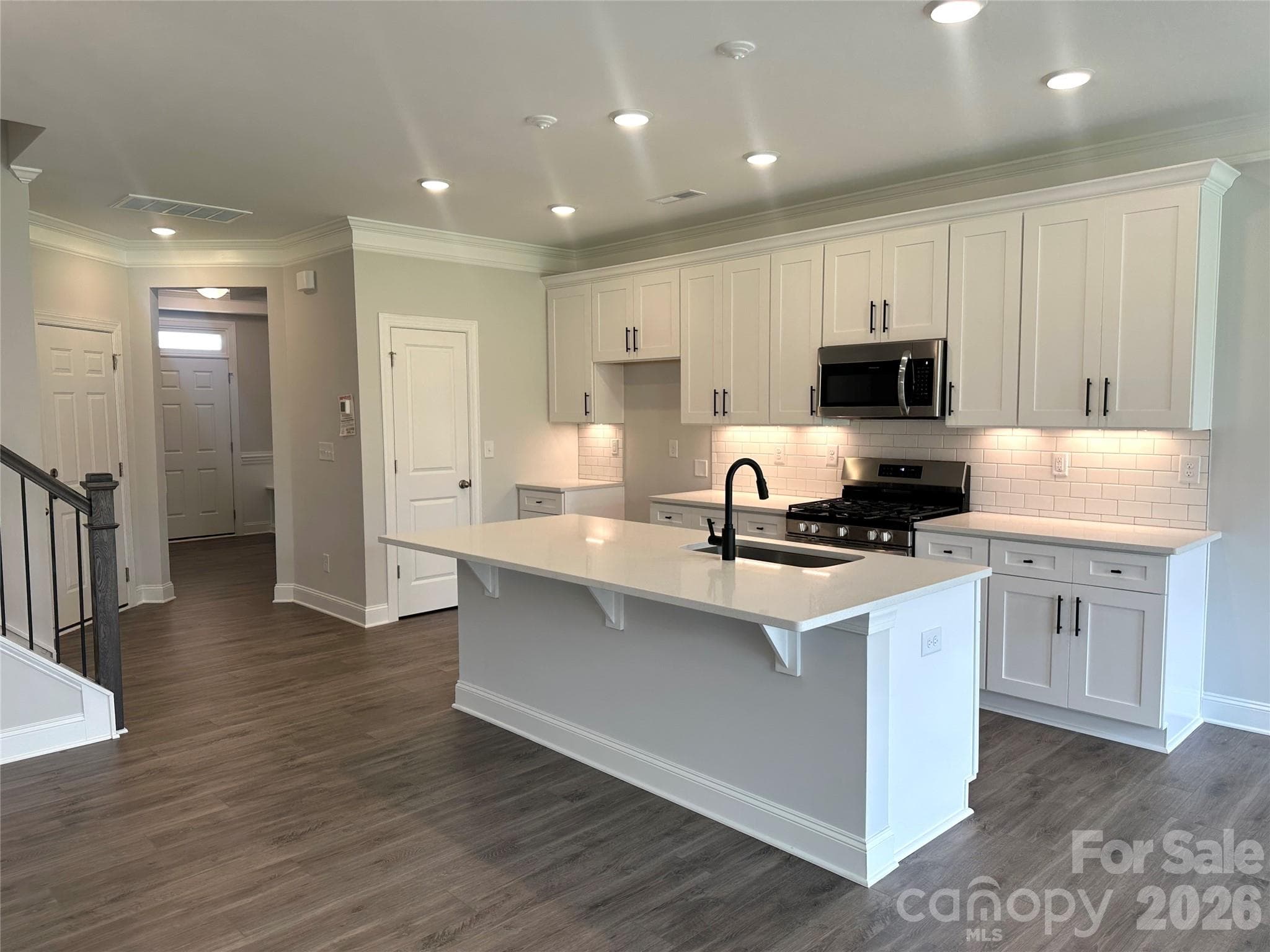 Townhouse at 122 Pointer Trail, Troutman, photo 2 of 13