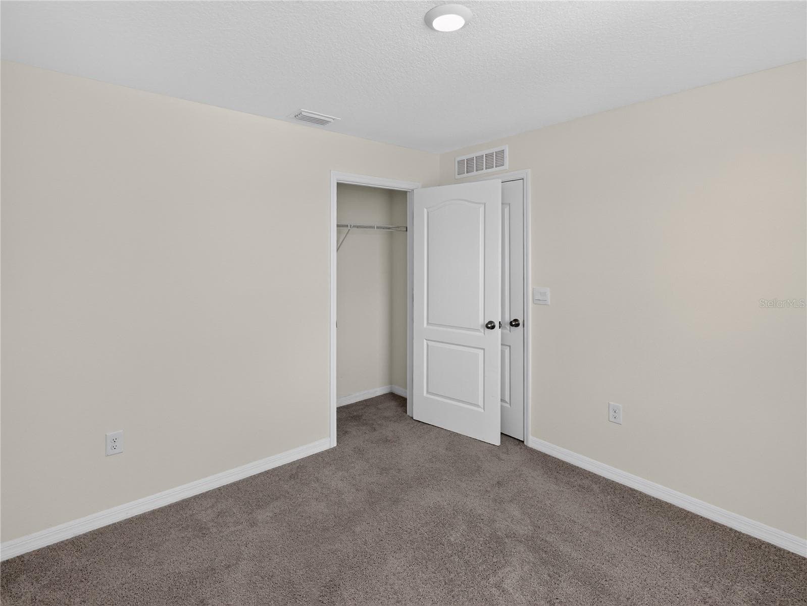 Townhouse at 1631 BITTEROOT ST, KISSIMMEE, photo 16 of 36