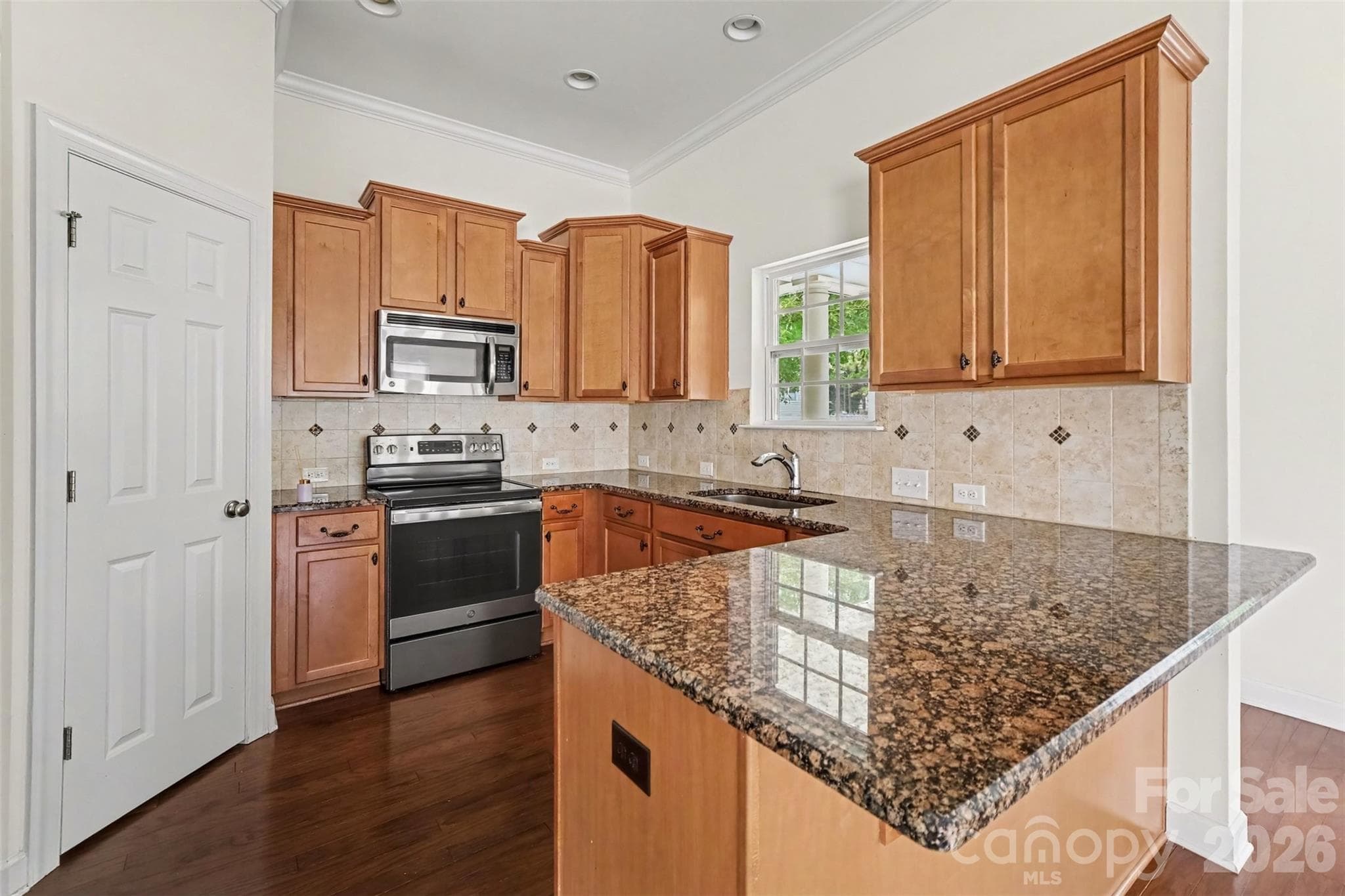 Kitchen - 15109 Jade Street, Charlotte
