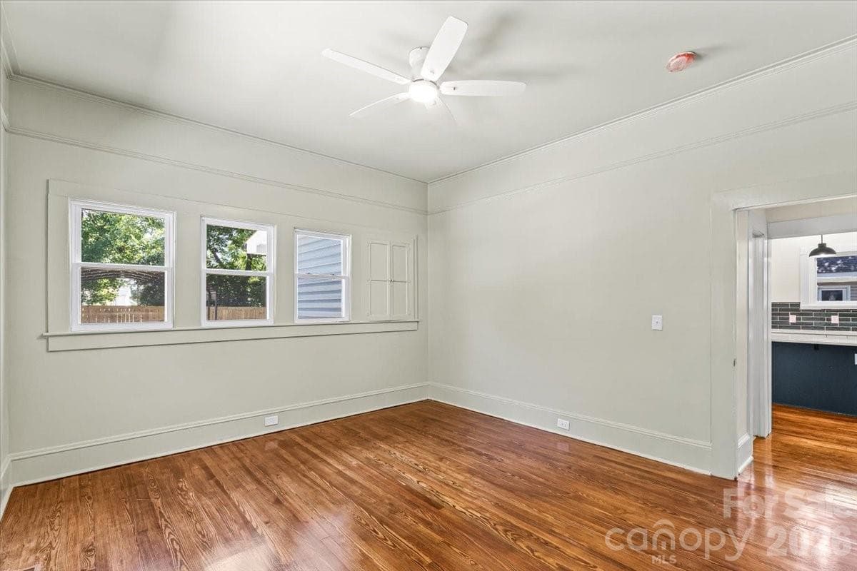 Single Family Residence at 317 S Ridge Avenue, Kannapolis, photo 17 of 47