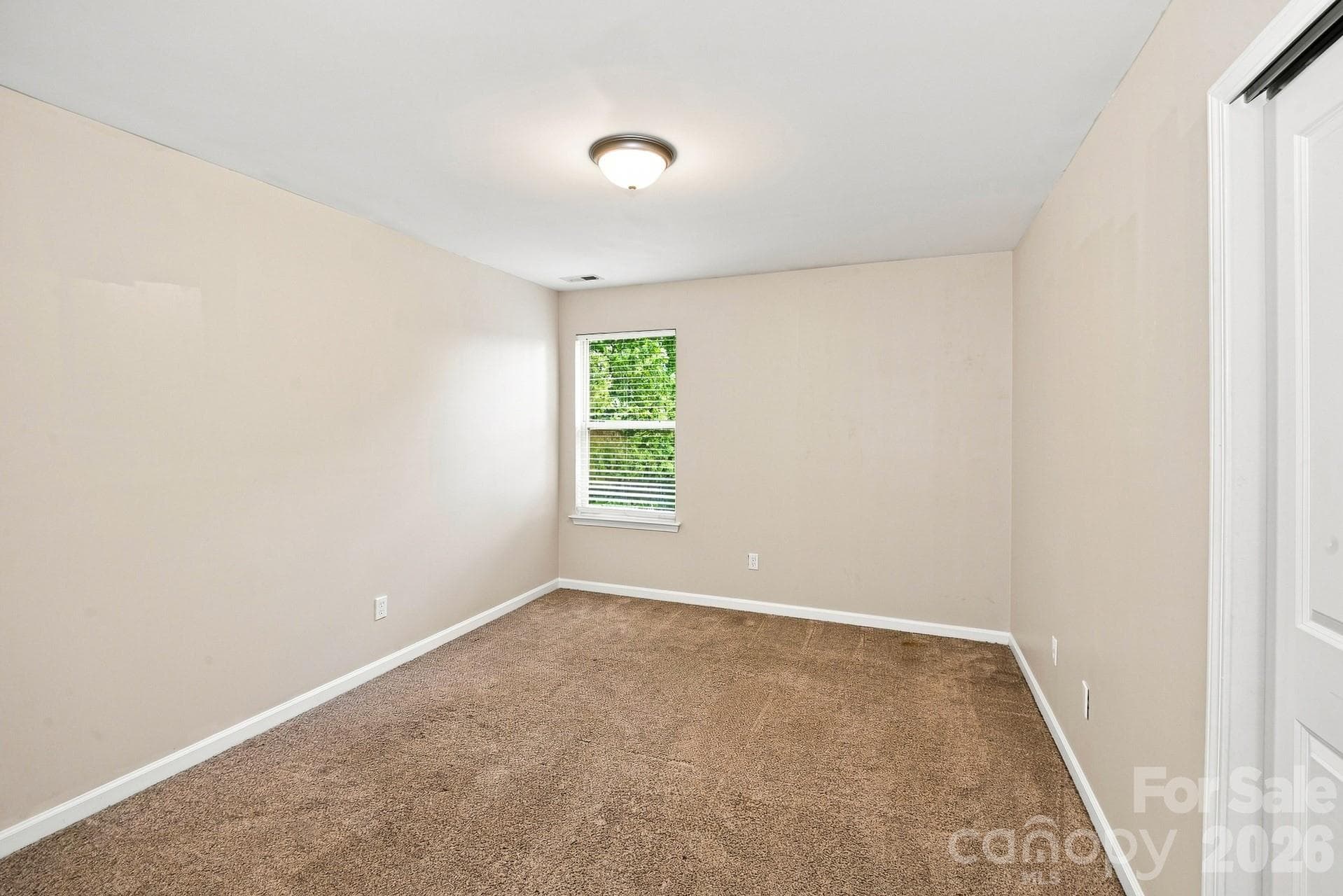 Single Family Residence at 9320 Gentle Stream Lane, Charlotte, photo 12 of 21