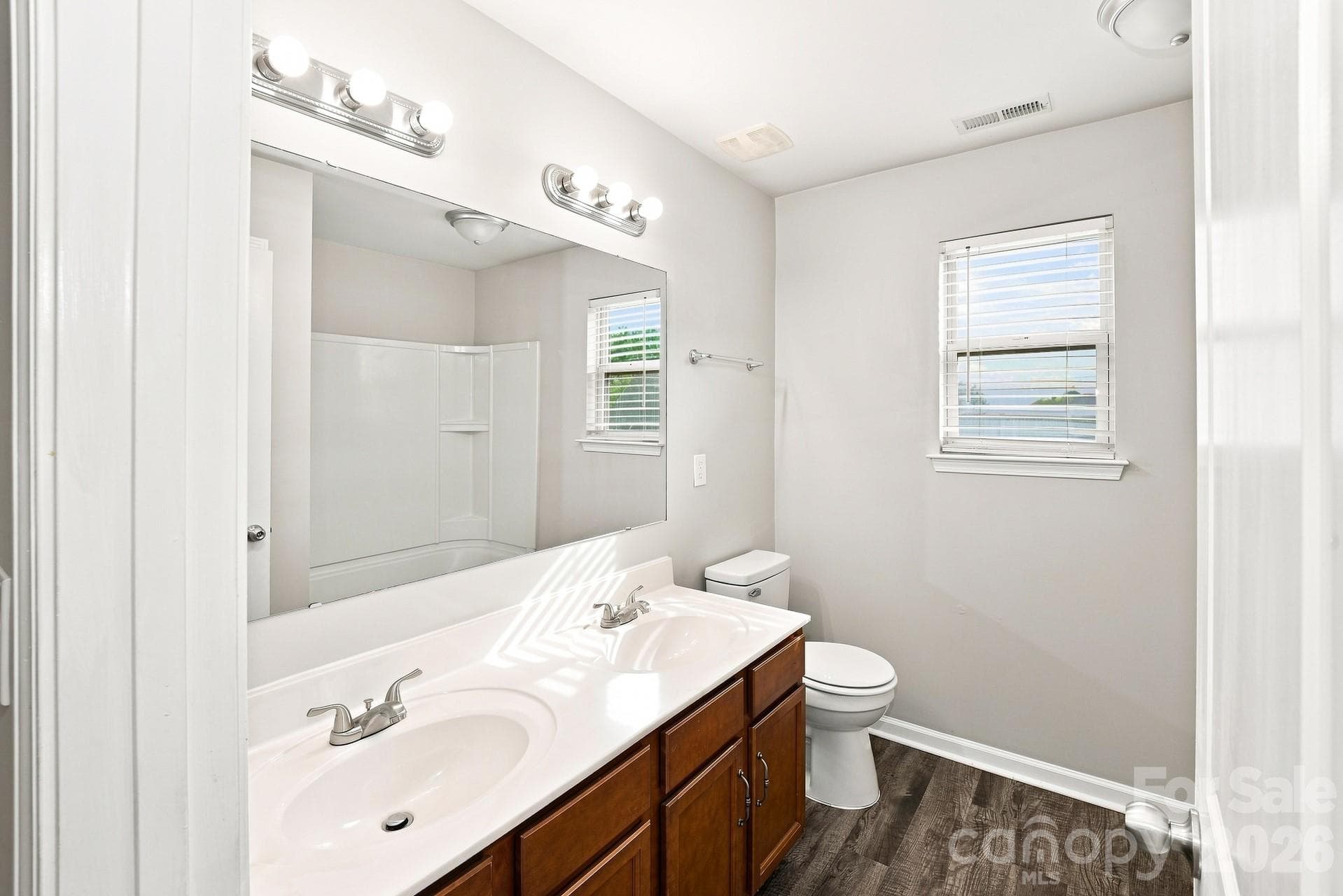 Single Family Residence at 9320 Gentle Stream Lane, Charlotte, photo 13 of 21