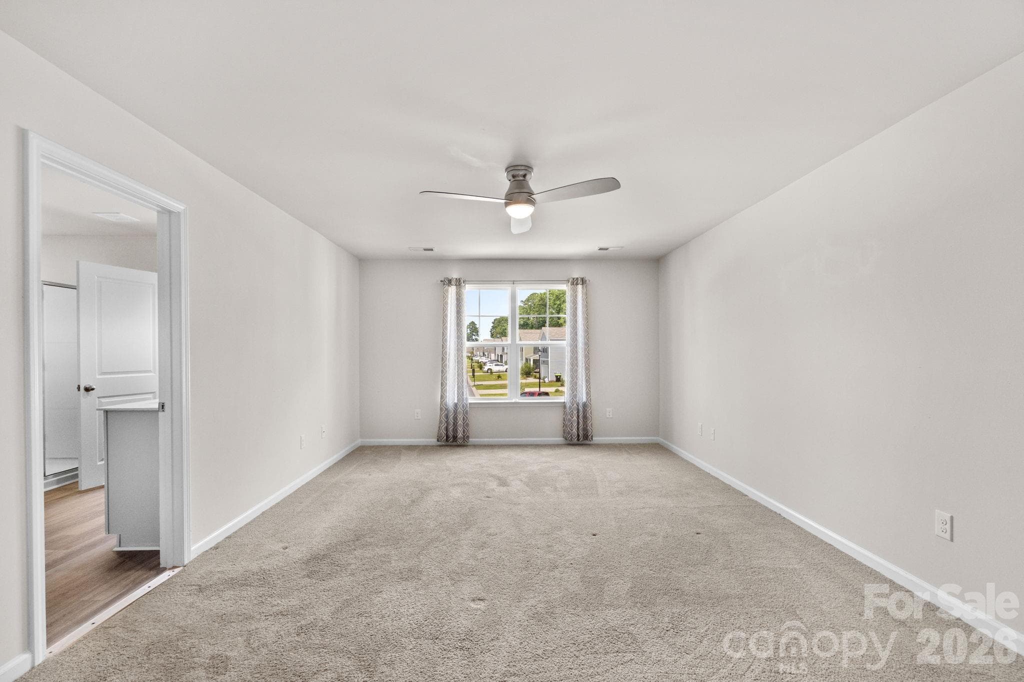 Primary Bedroom (upper) - 1000 Sennema Circle, Myrtle Beach
