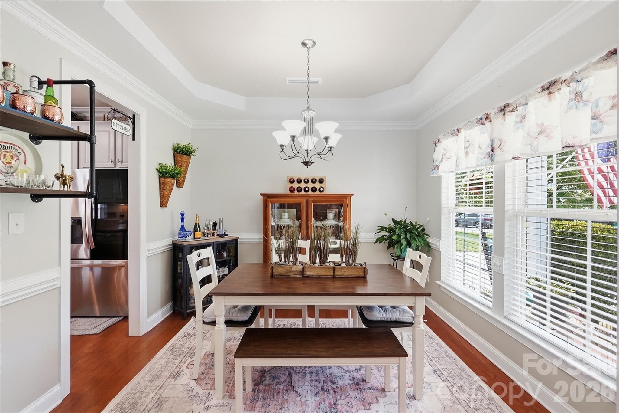 Single Family Residence at 6511 Fieldstone Manor Drive, Matthews, photo 3 of 32