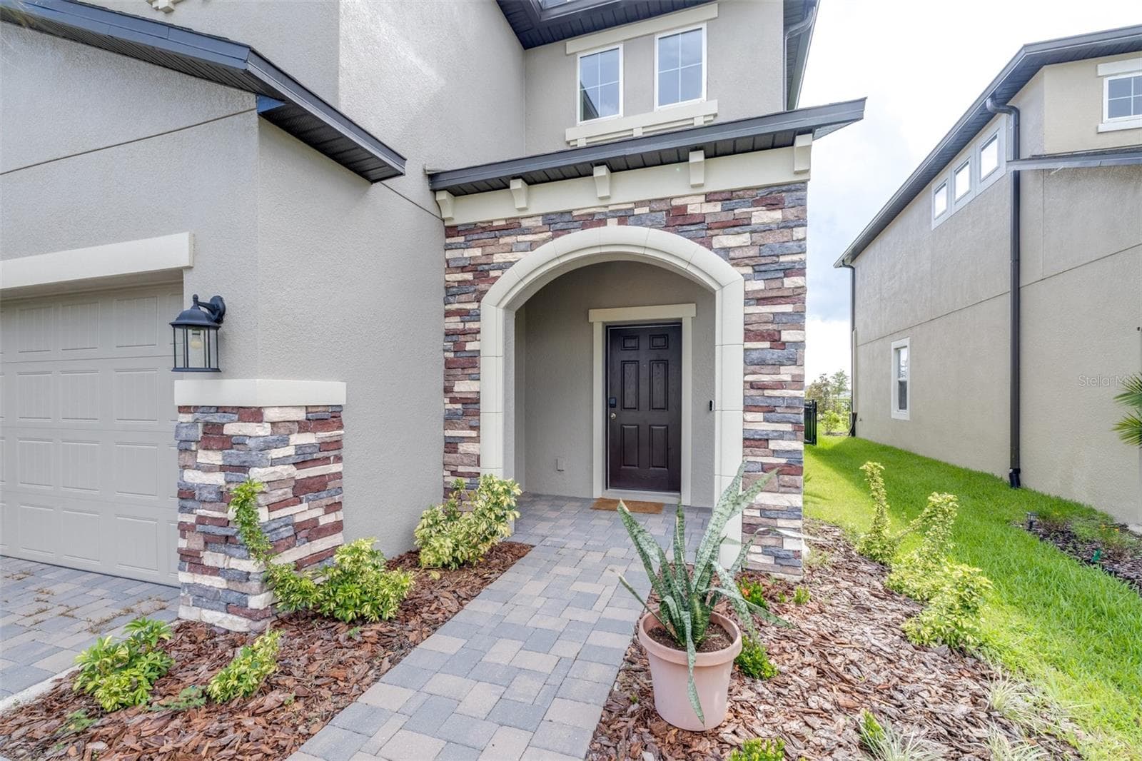 Single Family Residence at 5246 CURRANT ST, LAKELAND, photo 2 of 49