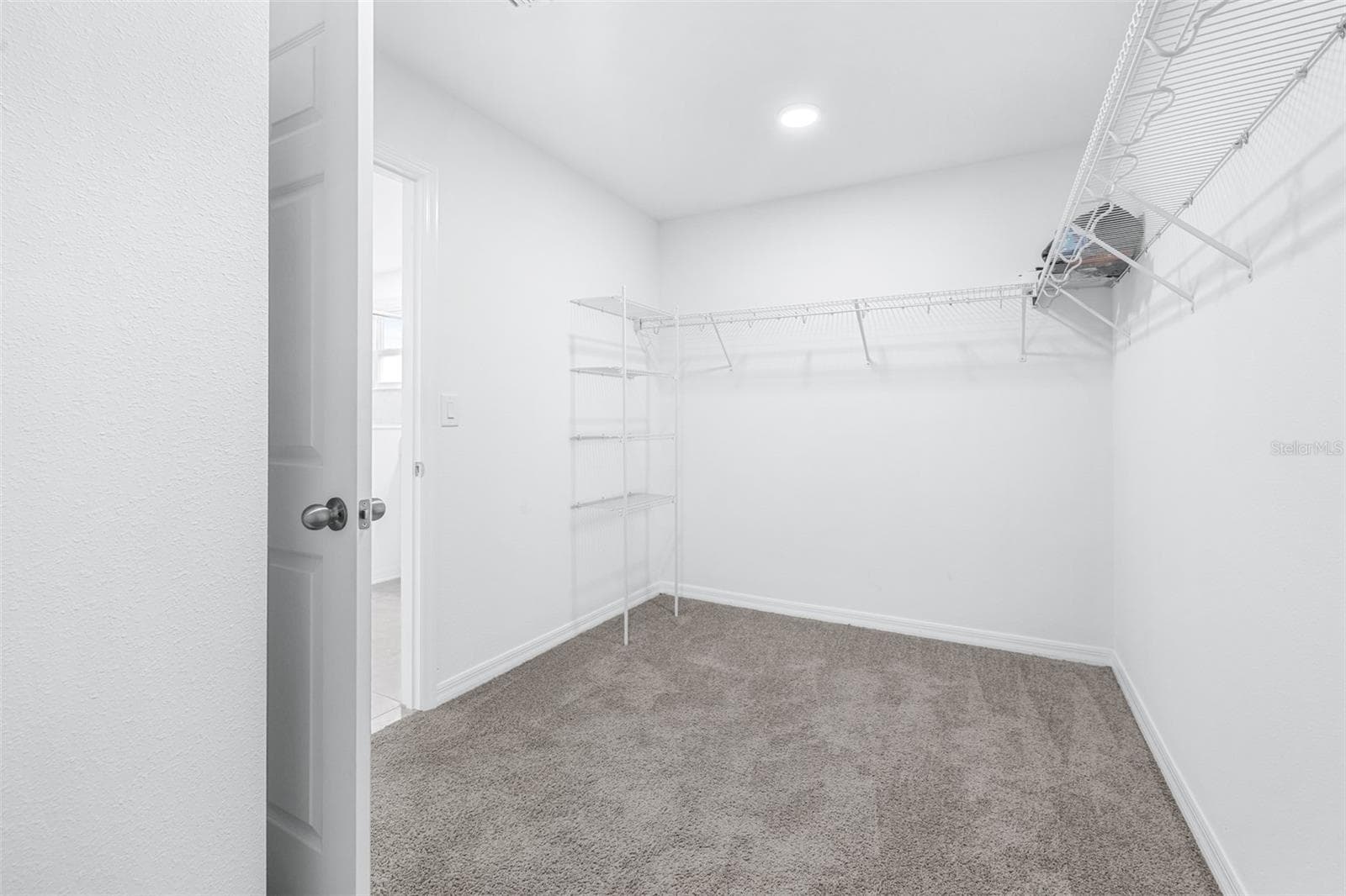 Large walk-in closet - 5246 CURRANT ST, LAKELAND
