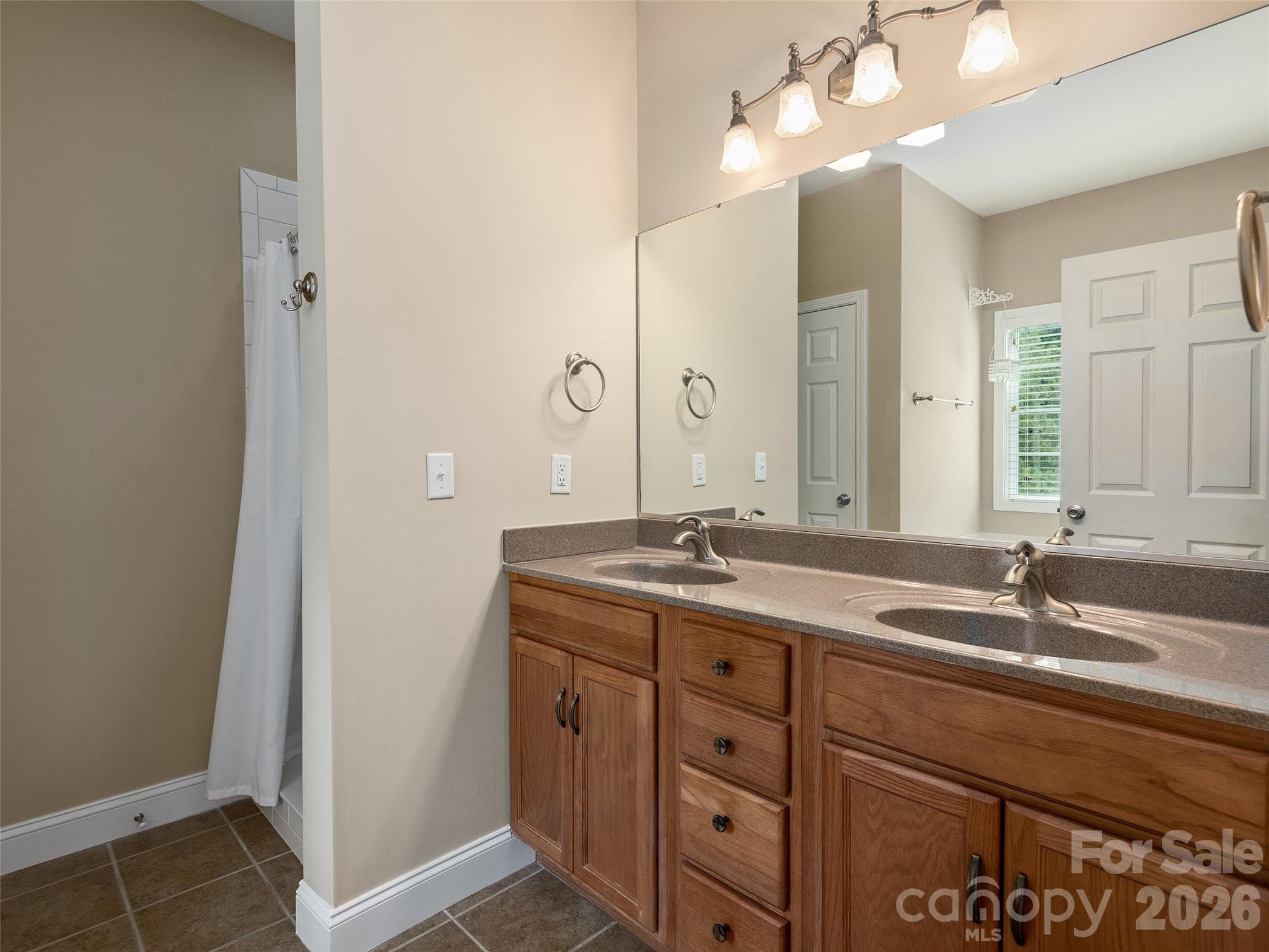 Single Family Residence at 4 Lancaster Lane, Weaverville, photo 13 of 22