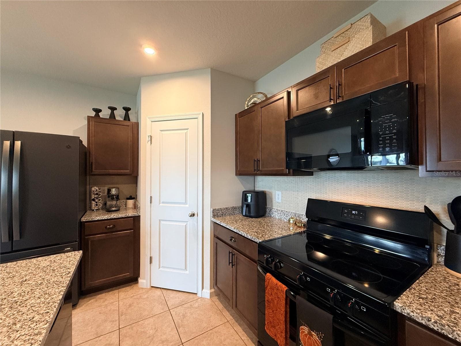 Single Family Residence at 1169 LEXINGTON LN, HAINES CITY, photo 16 of 20