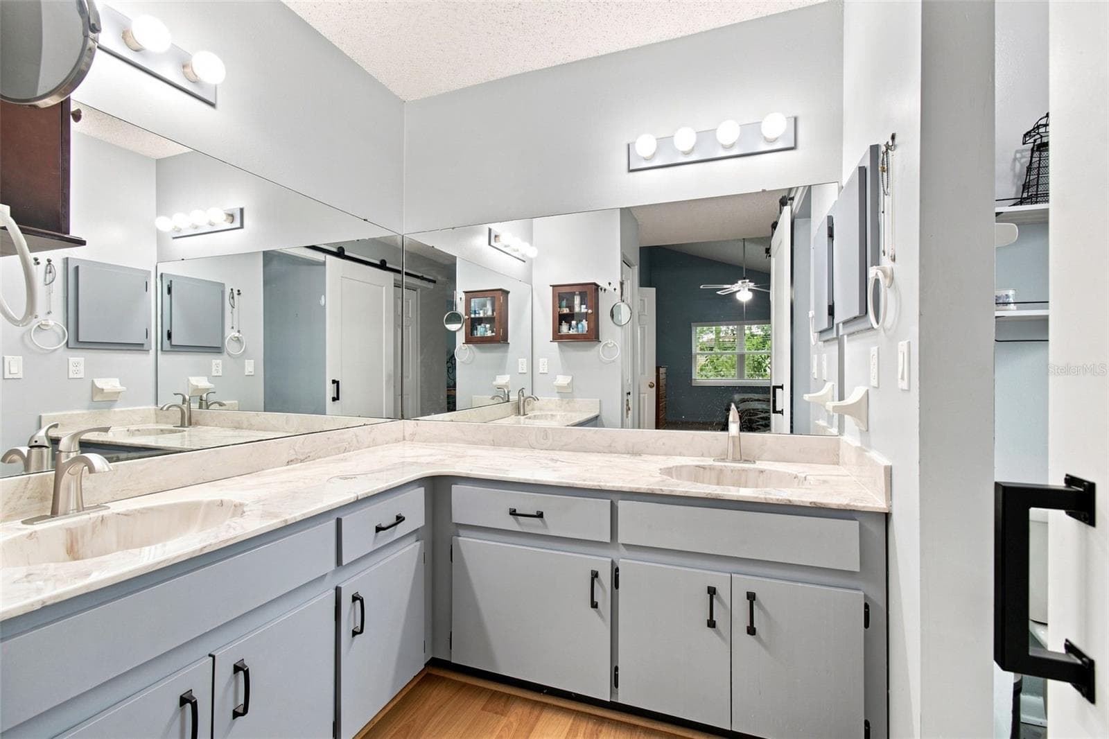 Single Family Residence at 3721 SAND PEBBLE DR, VALRICO, photo 31 of 74
