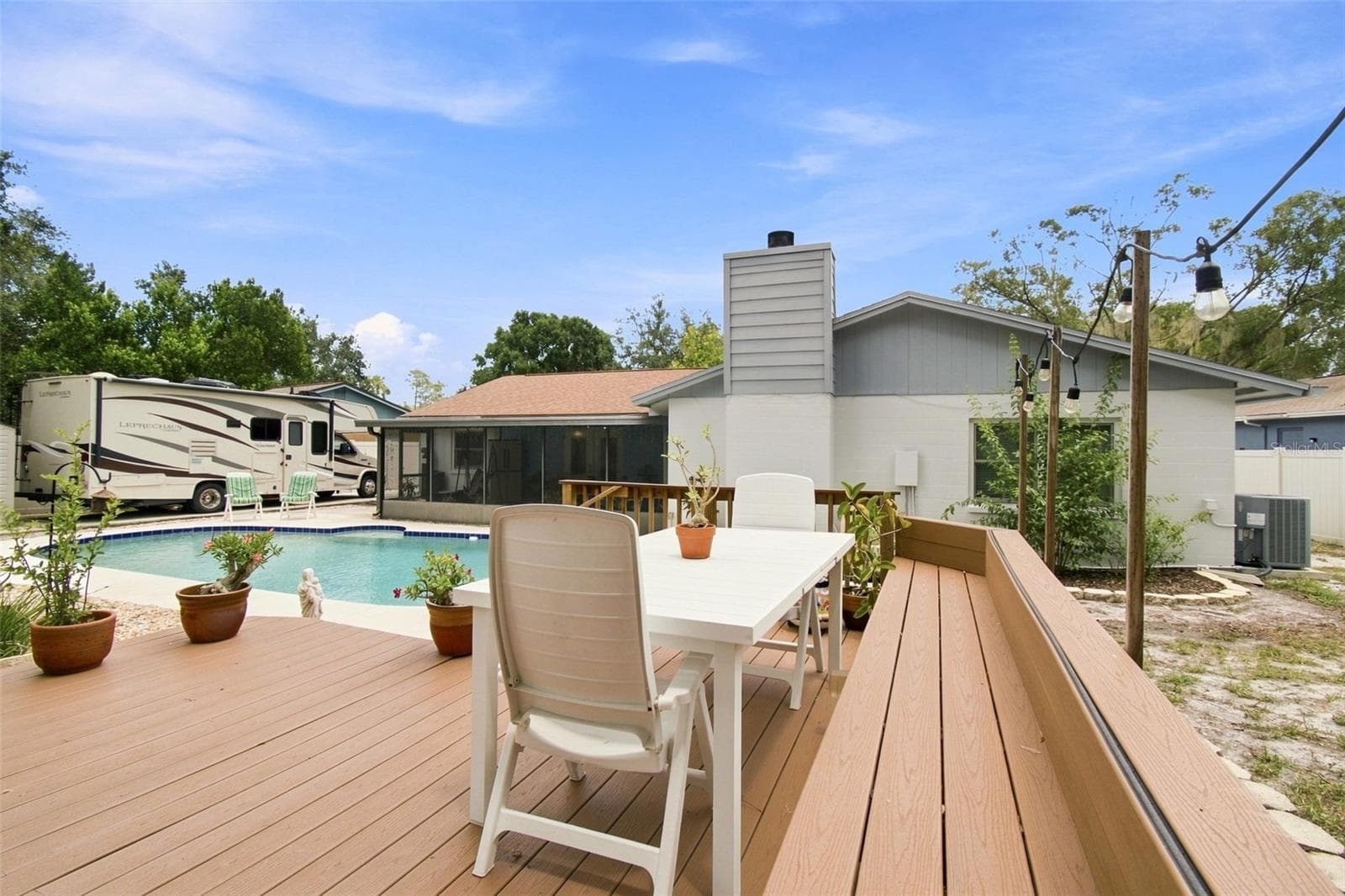 Single Family Residence at 3721 SAND PEBBLE DR, VALRICO, photo 55 of 74