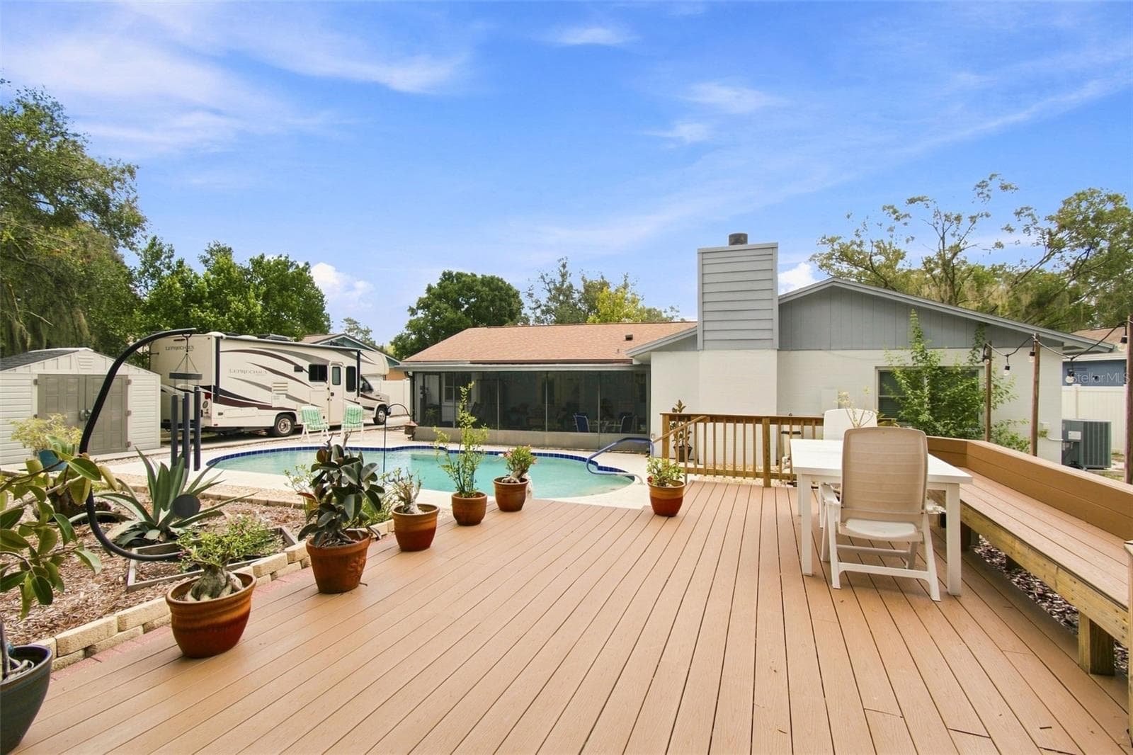 Party Deck - 3721 SAND PEBBLE DR, VALRICO