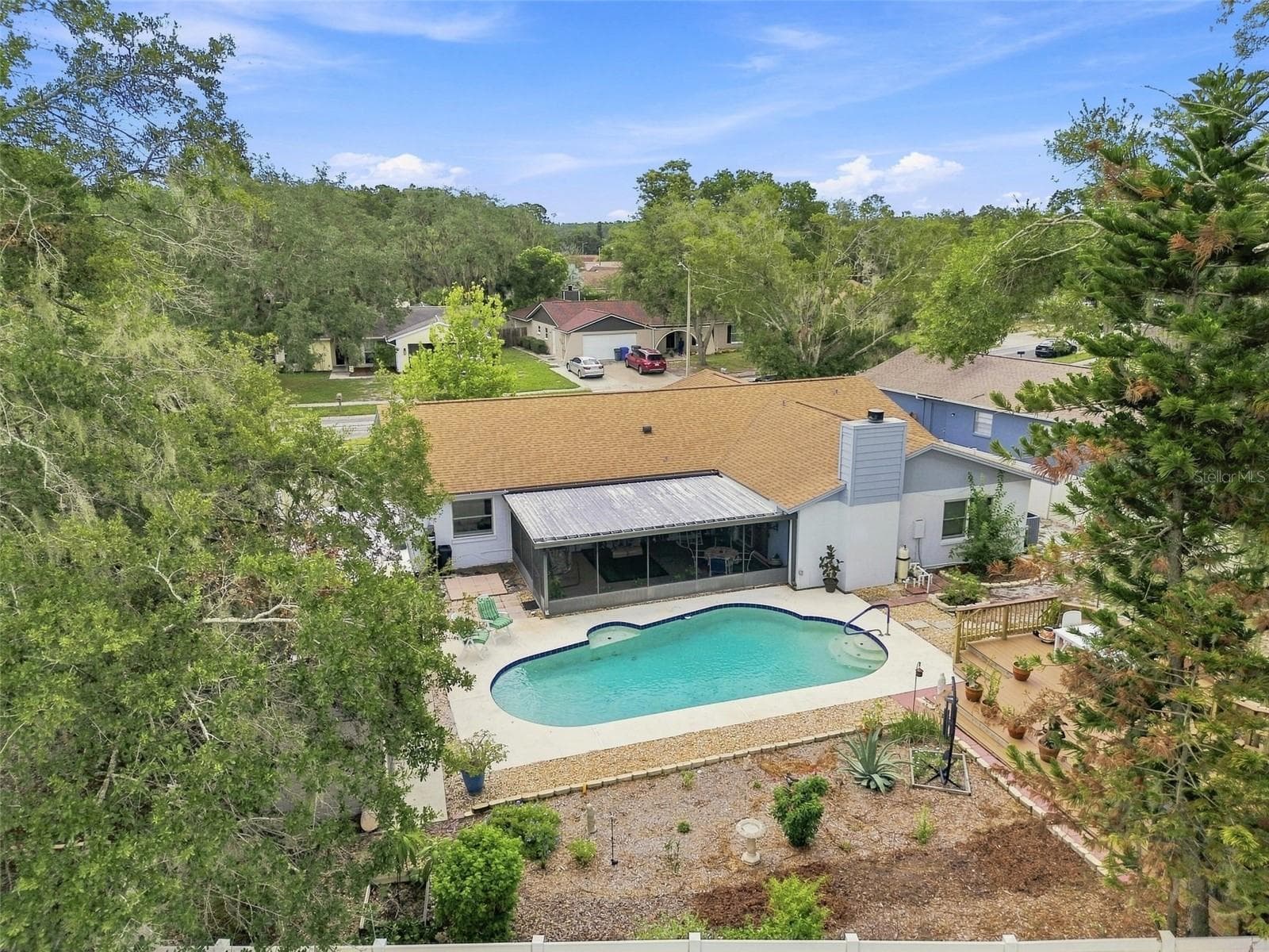 Single Family Residence at 3721 SAND PEBBLE DR, VALRICO, photo 70 of 74