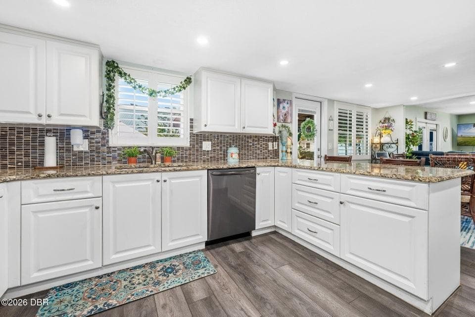 Single Family Residence at 461 ANDREWS ST, ORMOND BEACH, photo 14 of 65