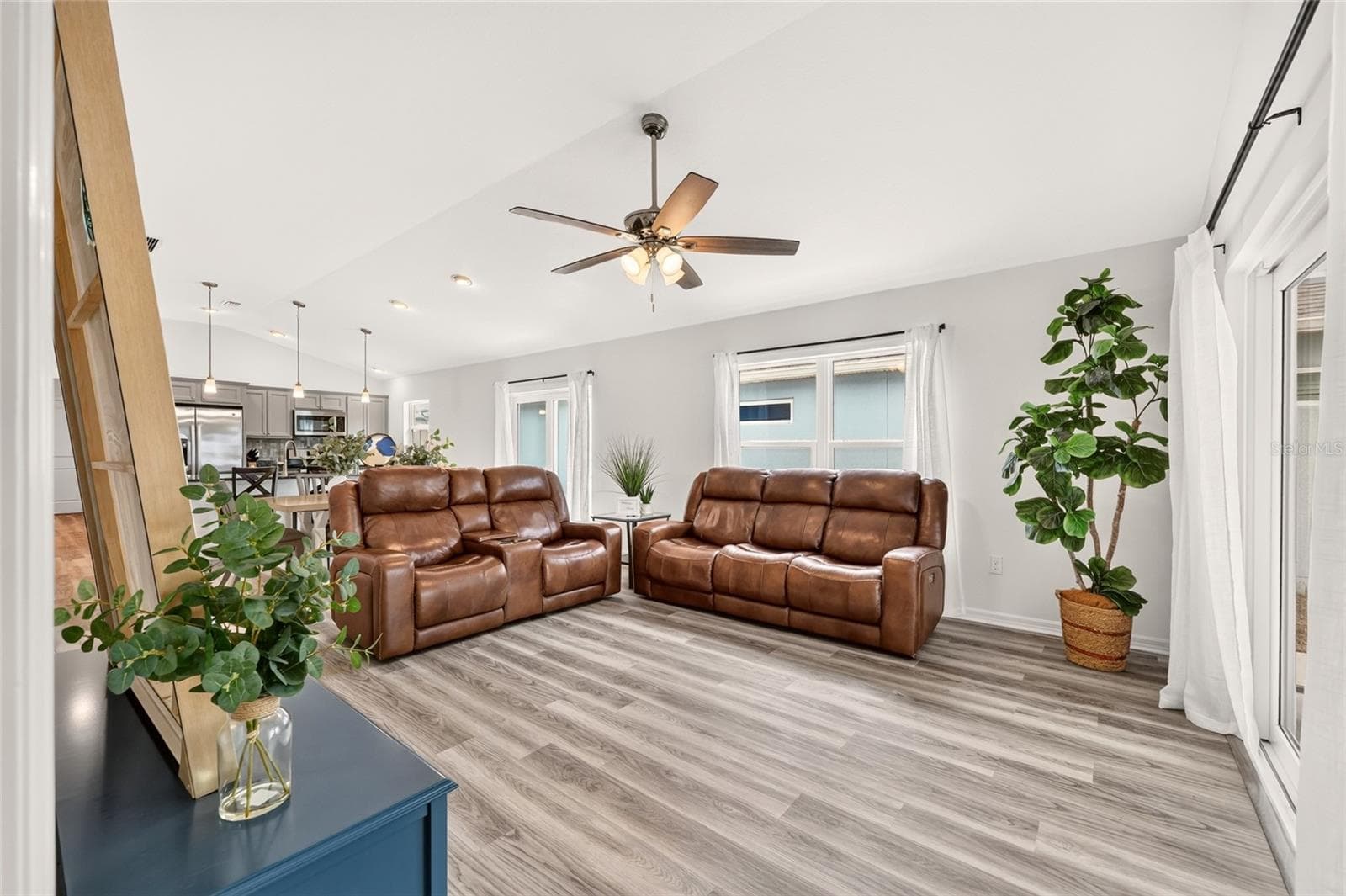 Living Room - 6125 ROSEN CT, THE VILLAGES