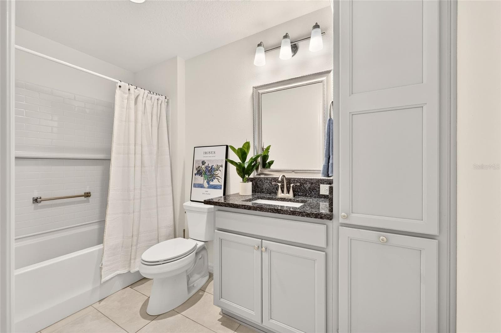 Guest Bath - 6125 ROSEN CT, THE VILLAGES