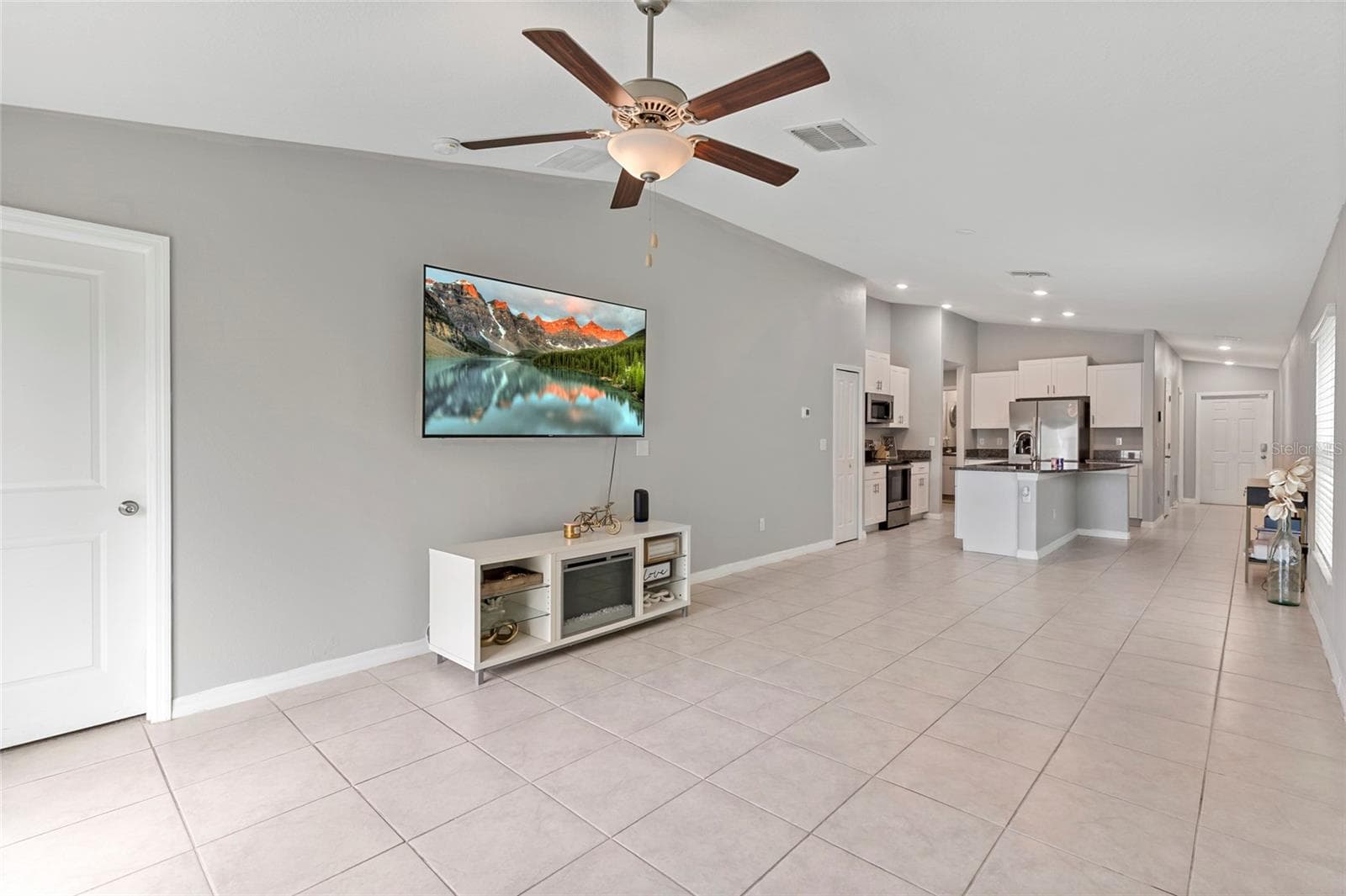 Single Family Residence at 1719 FRED IVES ST, RUSKIN, photo 8 of 29