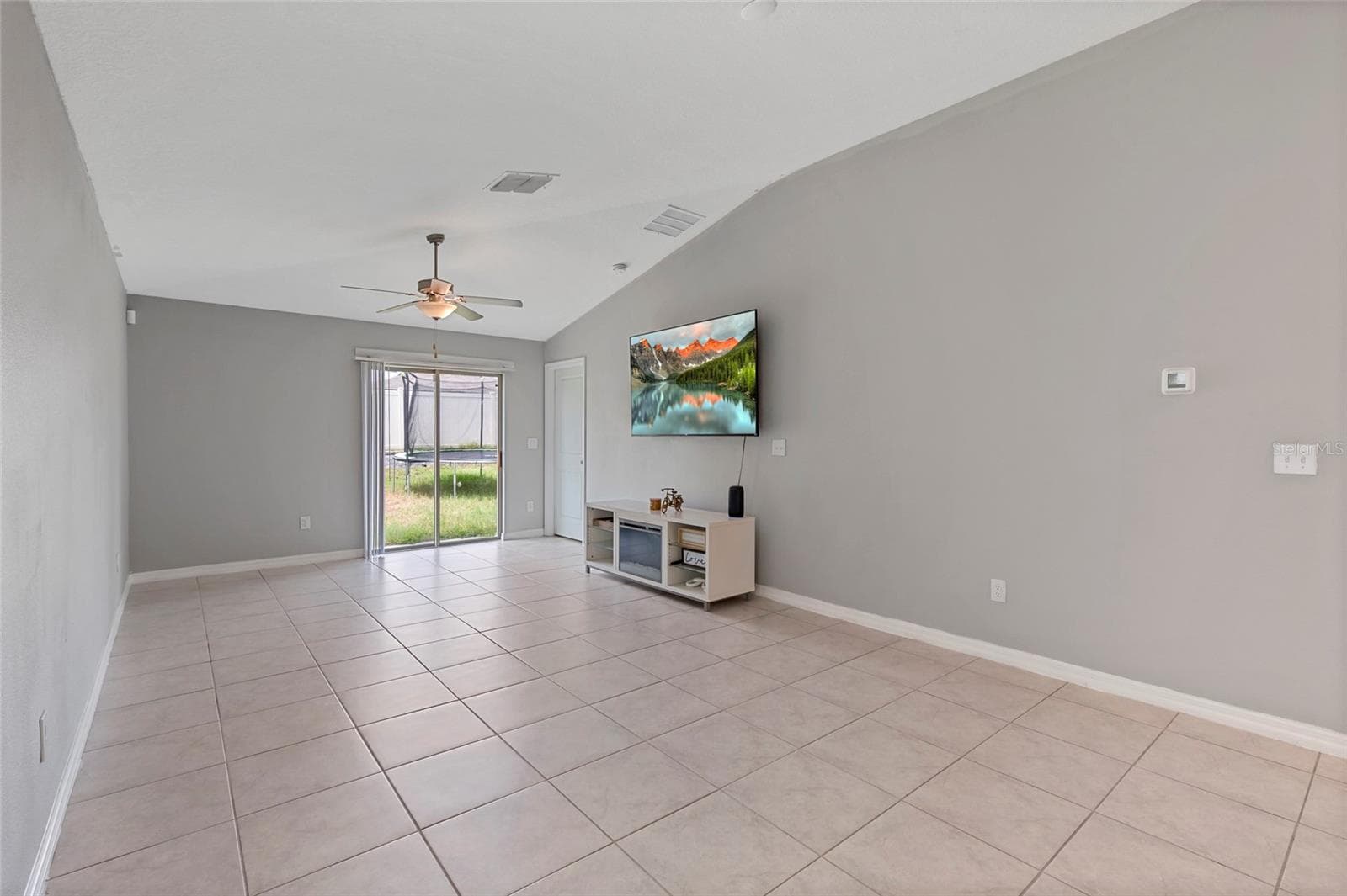 Single Family Residence at 1719 FRED IVES ST, RUSKIN, photo 9 of 29
