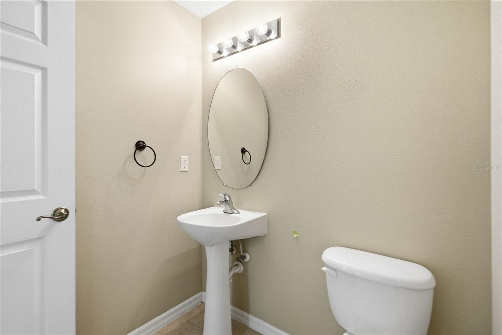Single Family Residence at 30718 PUMPKIN RIDGE DR, WESLEY CHAPEL, photo 29 of 35