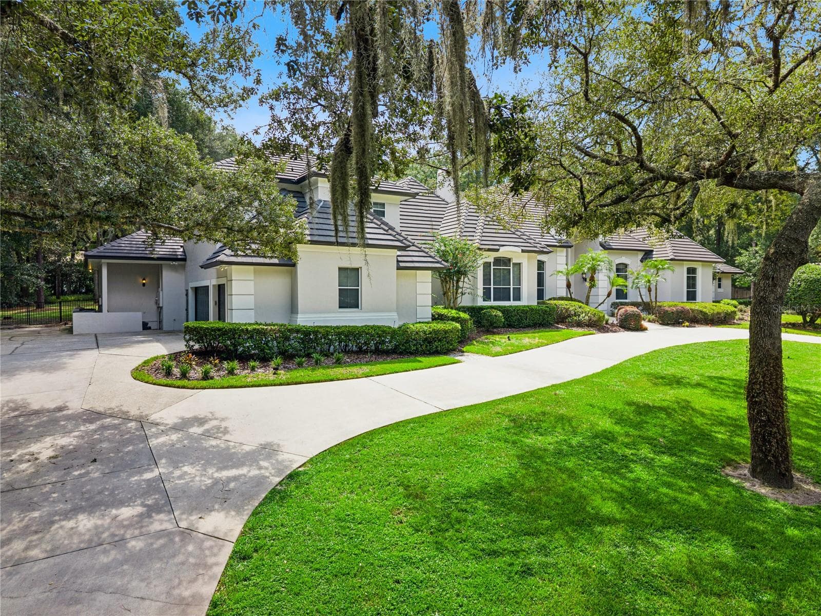 Single Family Residence at 950 SWEETWATER CLUB BLVD, LONGWOOD, photo 6 of 75