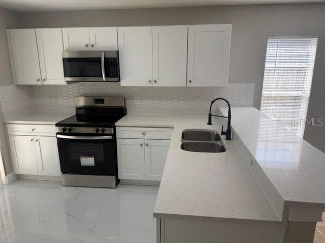 Single Family Residence at 4514 CYPRESS ST, ORLANDO, photo 6 of 16