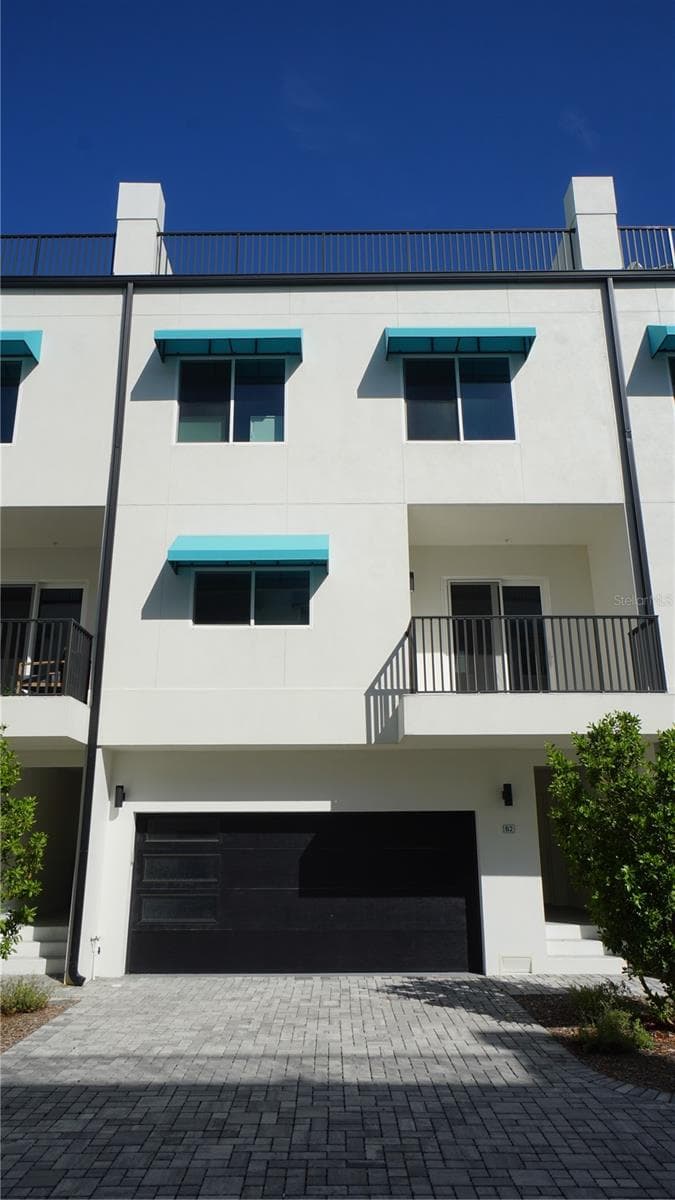 Townhouse at 15405 GULF BLVD #B2, MADEIRA BEACH, photo 28 of 33