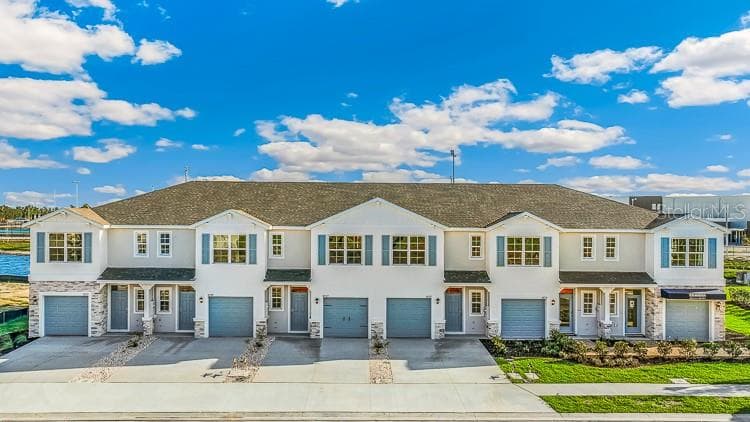 Townhouse at 10674 TIGER LILY DR, VENICE, photo 3 of 21
