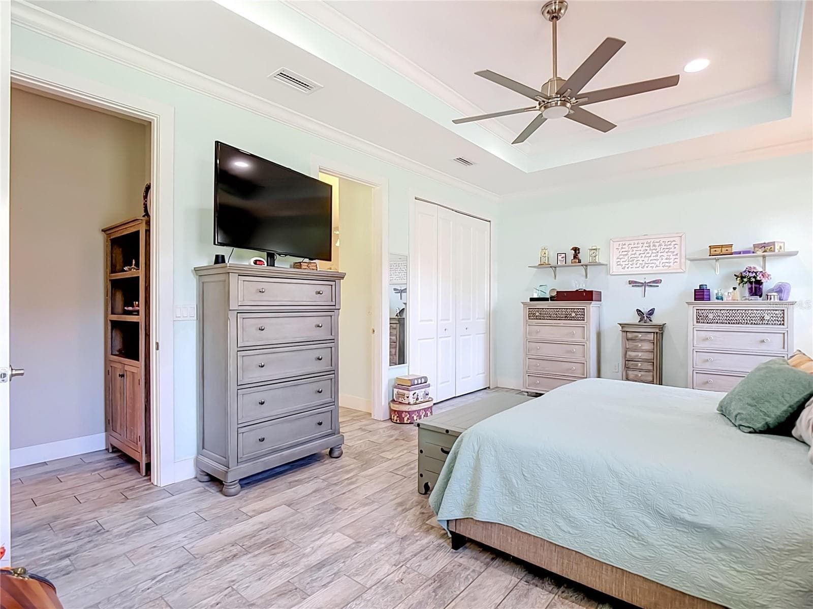 Single Family Residence at 108 OAK KNOLLS CIR, SEBRING, photo 31 of 74