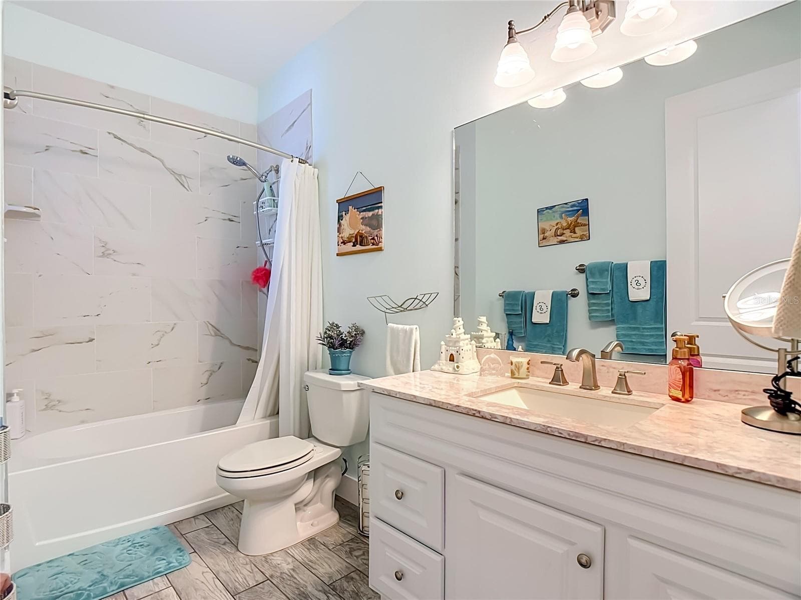 Single Family Residence at 108 OAK KNOLLS CIR, SEBRING, photo 36 of 74