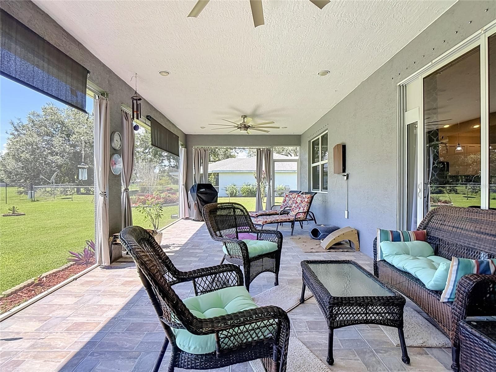 Single Family Residence at 108 OAK KNOLLS CIR, SEBRING, photo 45 of 74