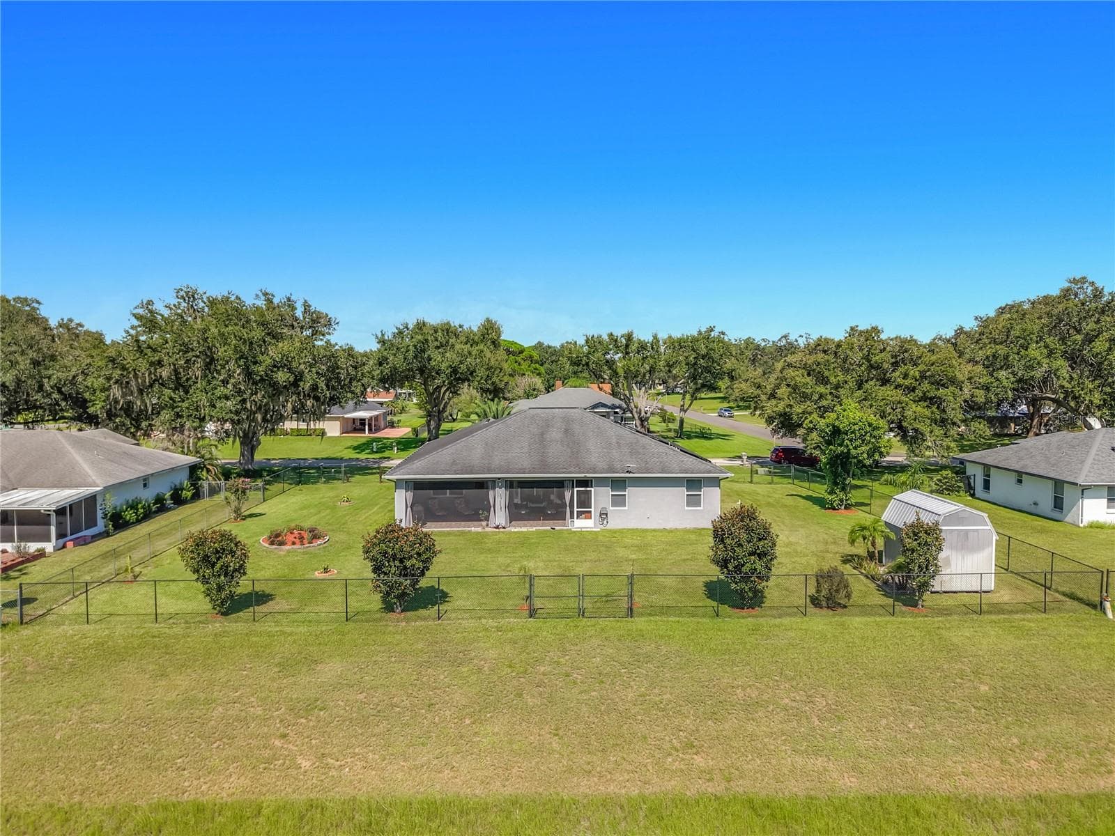 Single Family Residence at 108 OAK KNOLLS CIR, SEBRING, photo 61 of 74