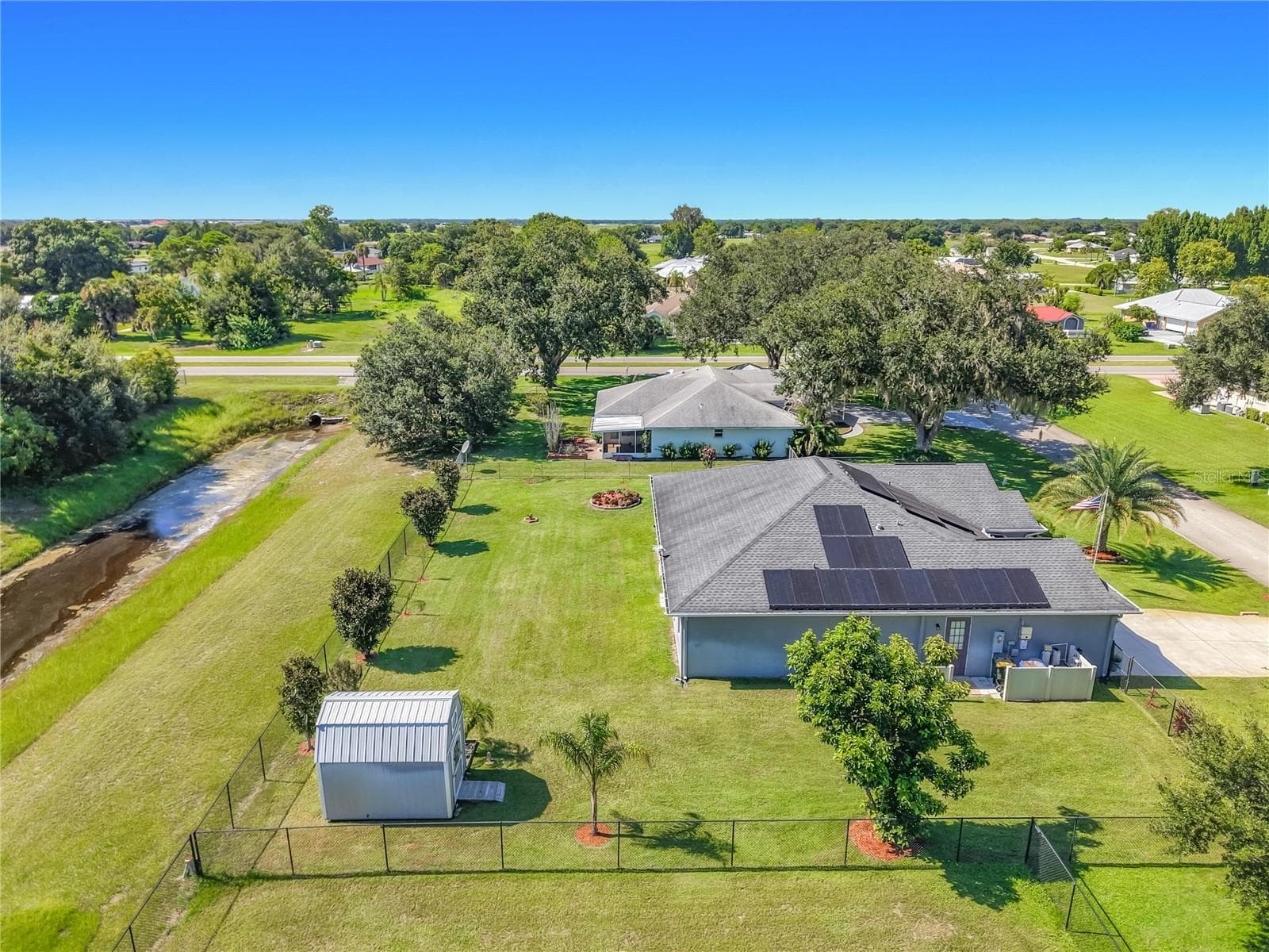 Single Family Residence at 108 OAK KNOLLS CIR, SEBRING, photo 63 of 74