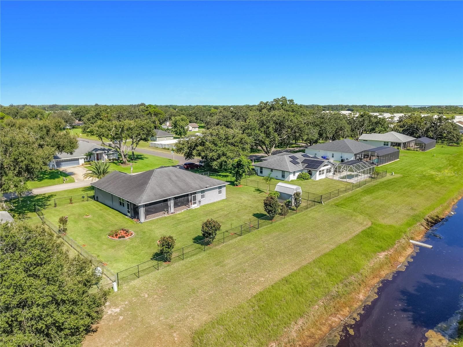 Single Family Residence at 108 OAK KNOLLS CIR, SEBRING, photo 66 of 74