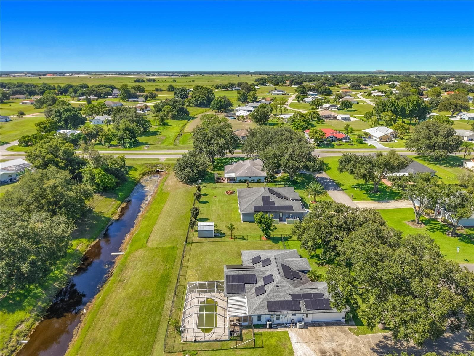 Single Family Residence at 108 OAK KNOLLS CIR, SEBRING, photo 70 of 74