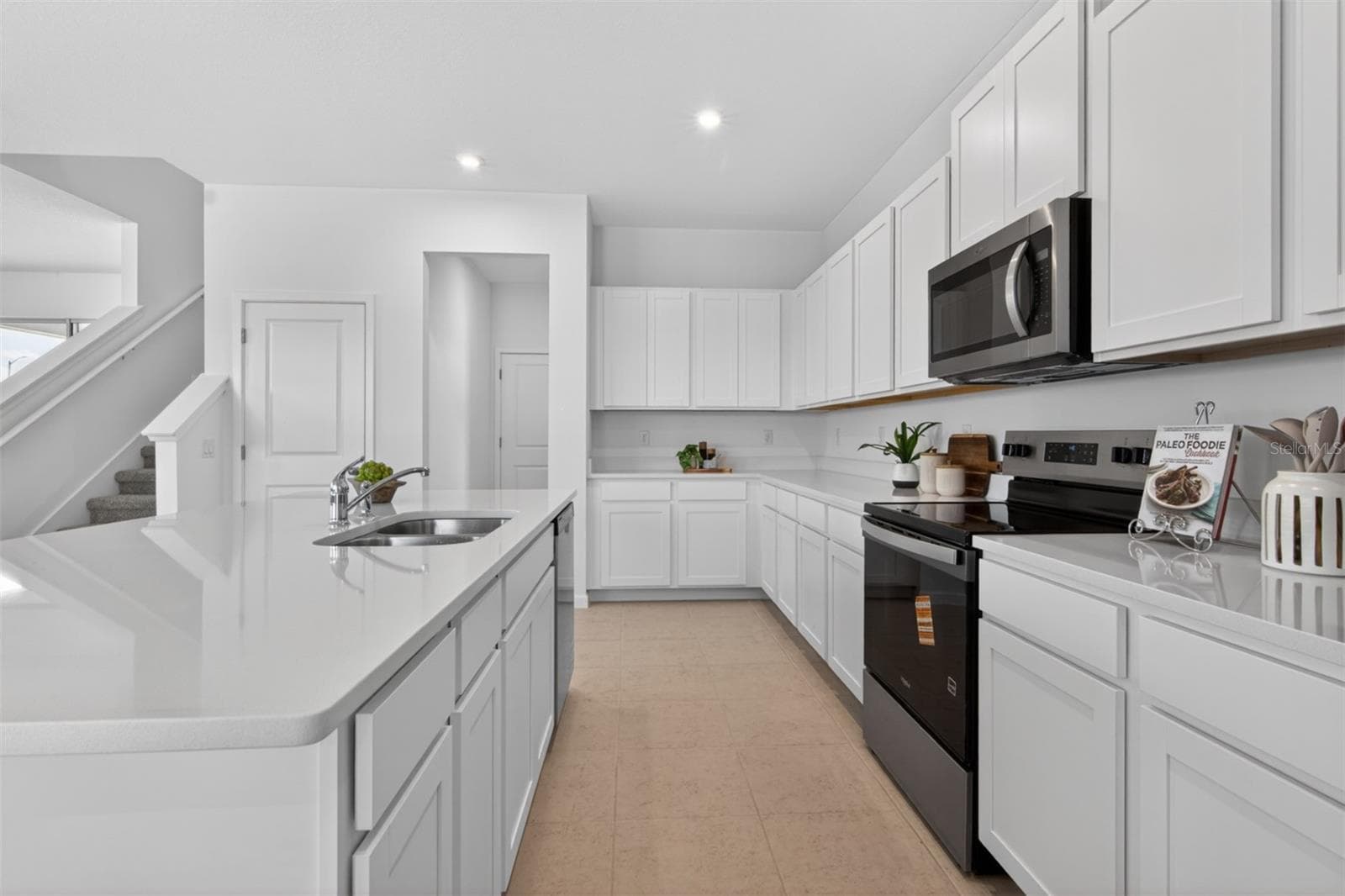 Talquin Kitchen - 13636 SEAGRASS AVE, ORLANDO