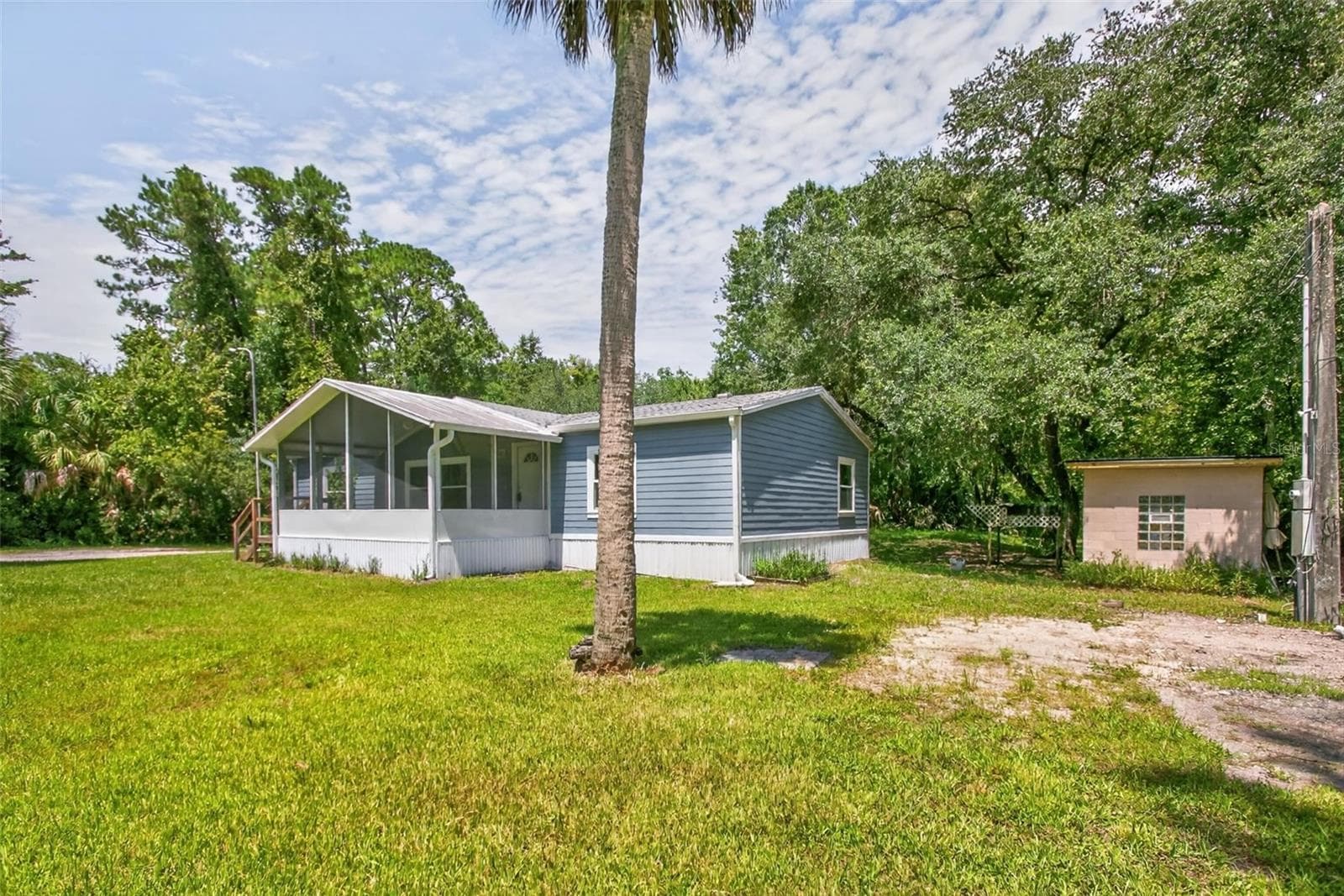 Manufactured Home at 6593 CROOKED CREEK LN, ST AUGUSTINE, photo 3 of 48