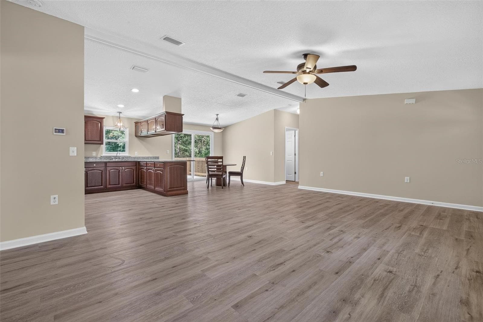 Manufactured Home at 6593 CROOKED CREEK LN, ST AUGUSTINE, photo 7 of 48