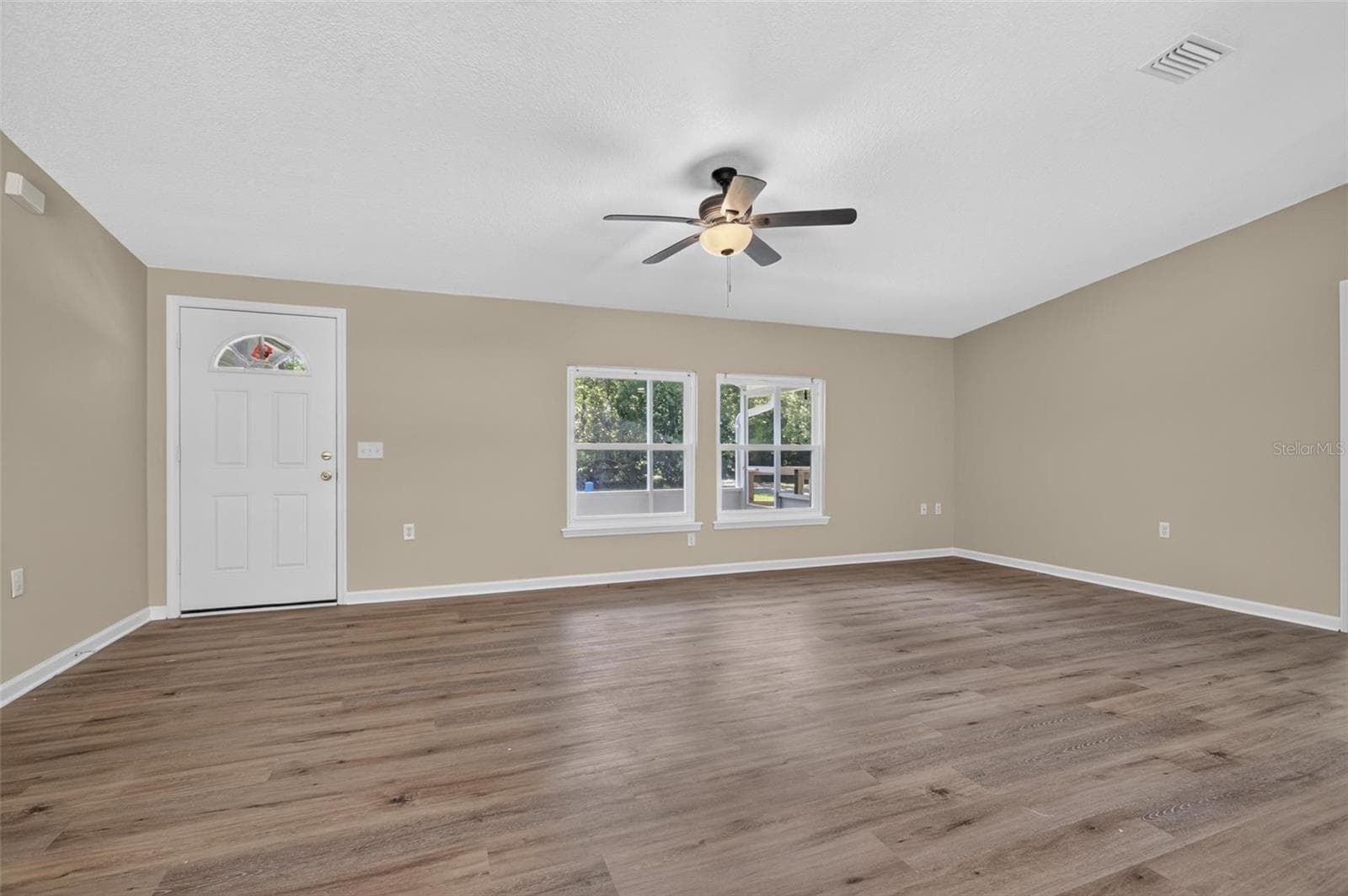 Manufactured Home at 6593 CROOKED CREEK LN, ST AUGUSTINE, photo 8 of 48