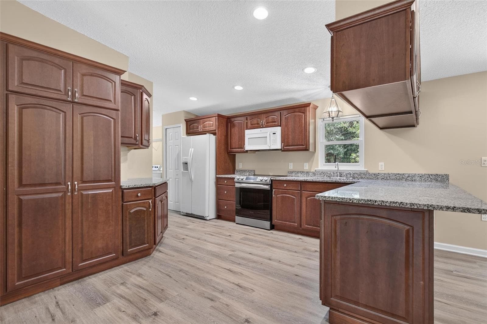 Manufactured Home at 6593 CROOKED CREEK LN, ST AUGUSTINE, photo 11 of 48