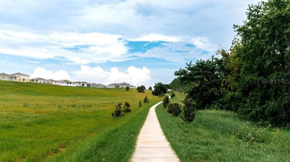 Walking trails - 2930 CHERRY LN, HAINES CITY