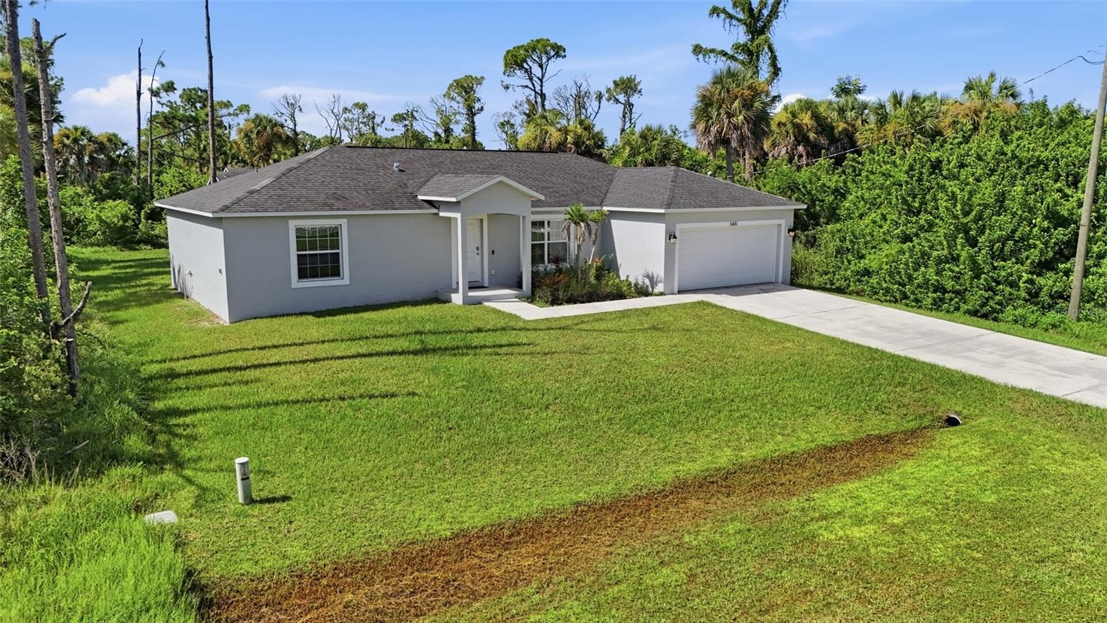 Single Family Residence at 11481 WILLMINGTON BLVD, PORT CHARLOTTE, photo 3 of 51