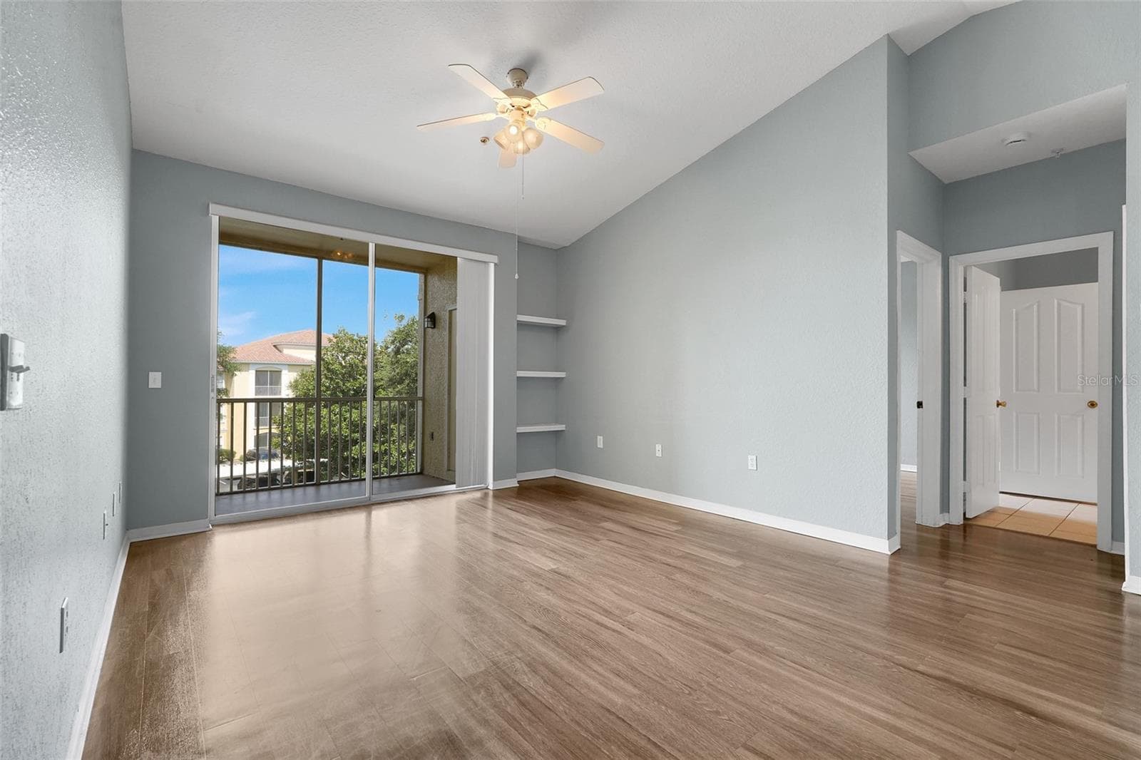 Condominium at 1150 LAKE SHADOW CIR #3305, MAITLAND, photo 2 of 20