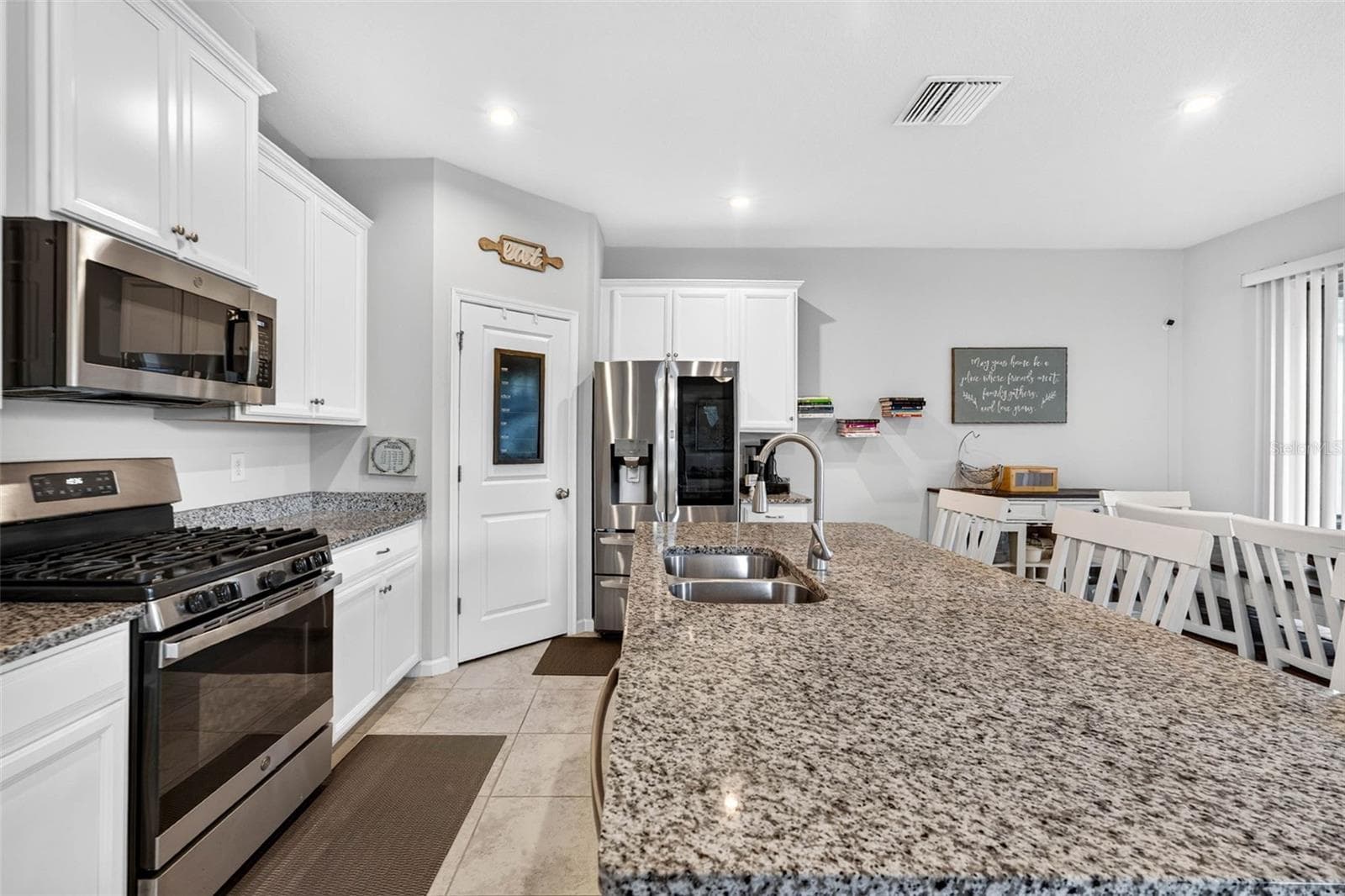 Single Family Residence at 11618 GOLD DUST CT, RIVERVIEW, photo 3 of 74