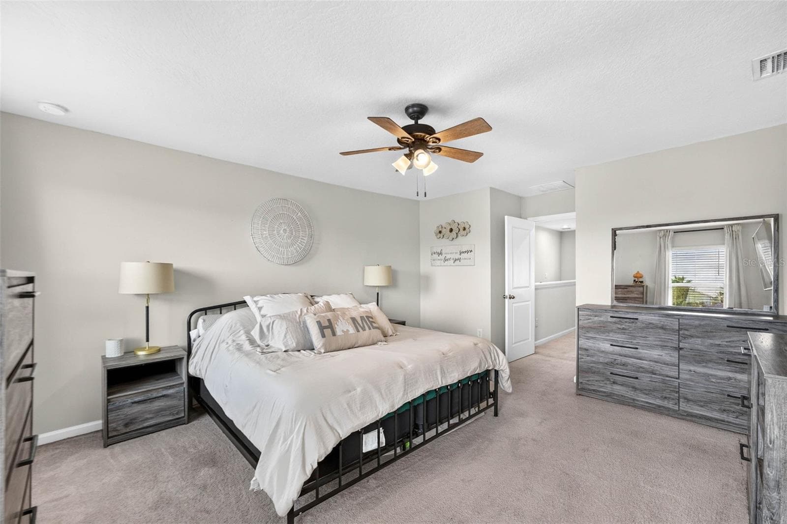 Single Family Residence at 11618 GOLD DUST CT, RIVERVIEW, photo 4 of 74