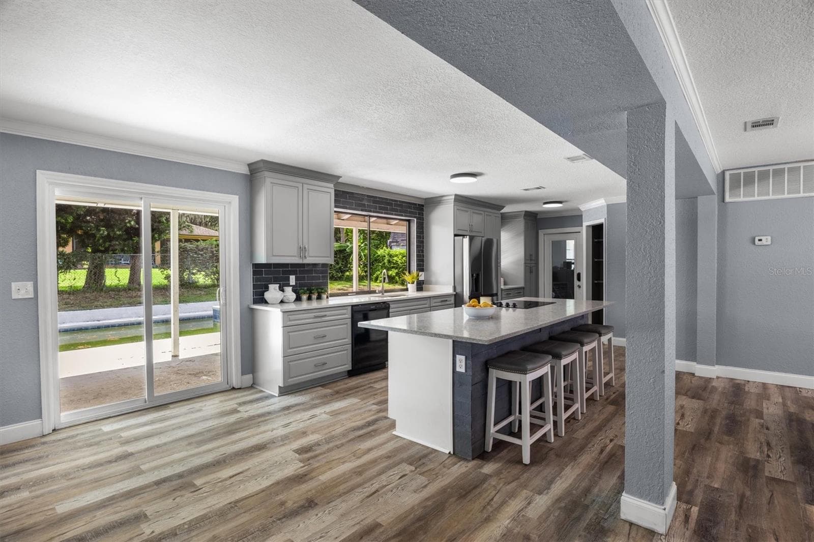 Single Family Residence at 1715 LAKE MIRIAM DR, LAKELAND, photo 12 of 47