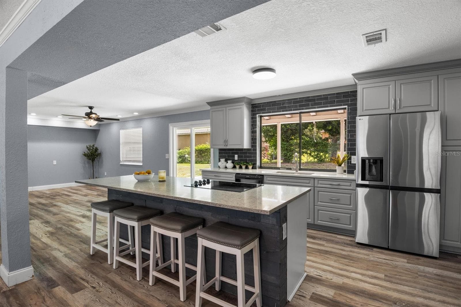 Single Family Residence at 1715 LAKE MIRIAM DR, LAKELAND, photo 11 of 47