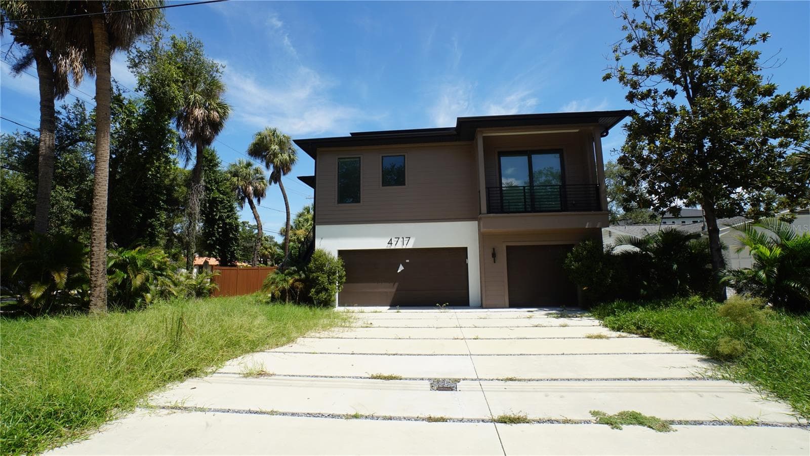 Single Family Residence at 4717 W ESTRELLA ST, TAMPA, photo 2 of 28