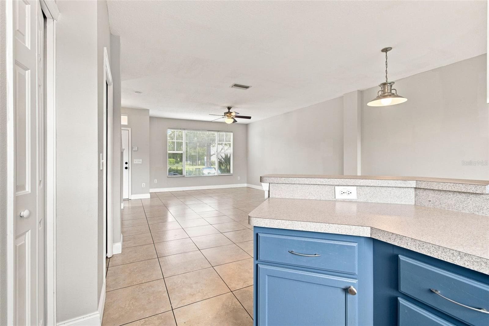 Townhouse at 12225 COUNTRY WHITE CIR, TAMPA, photo 19 of 77