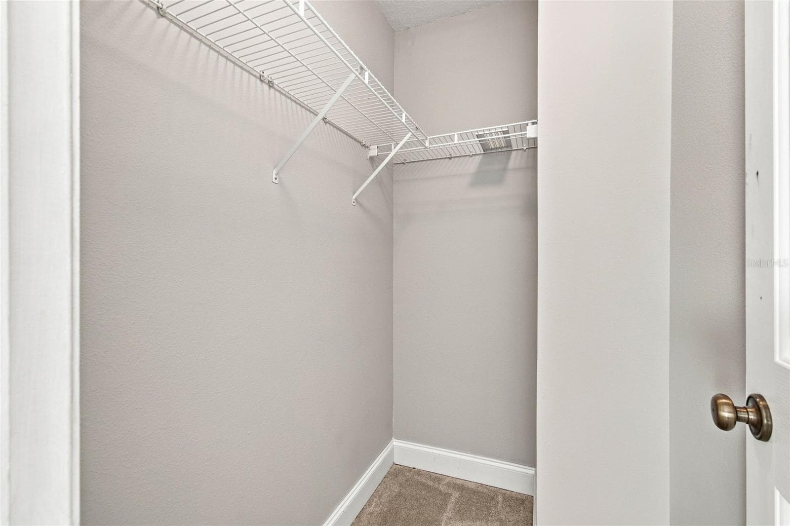 Townhouse at 12225 COUNTRY WHITE CIR, TAMPA, photo 28 of 77