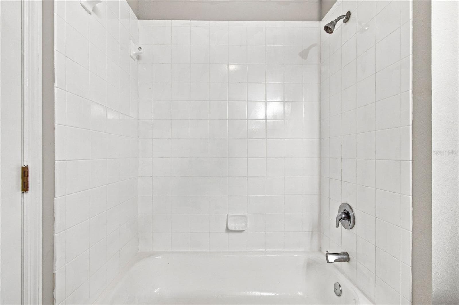 Townhouse at 12225 COUNTRY WHITE CIR, TAMPA, photo 31 of 77