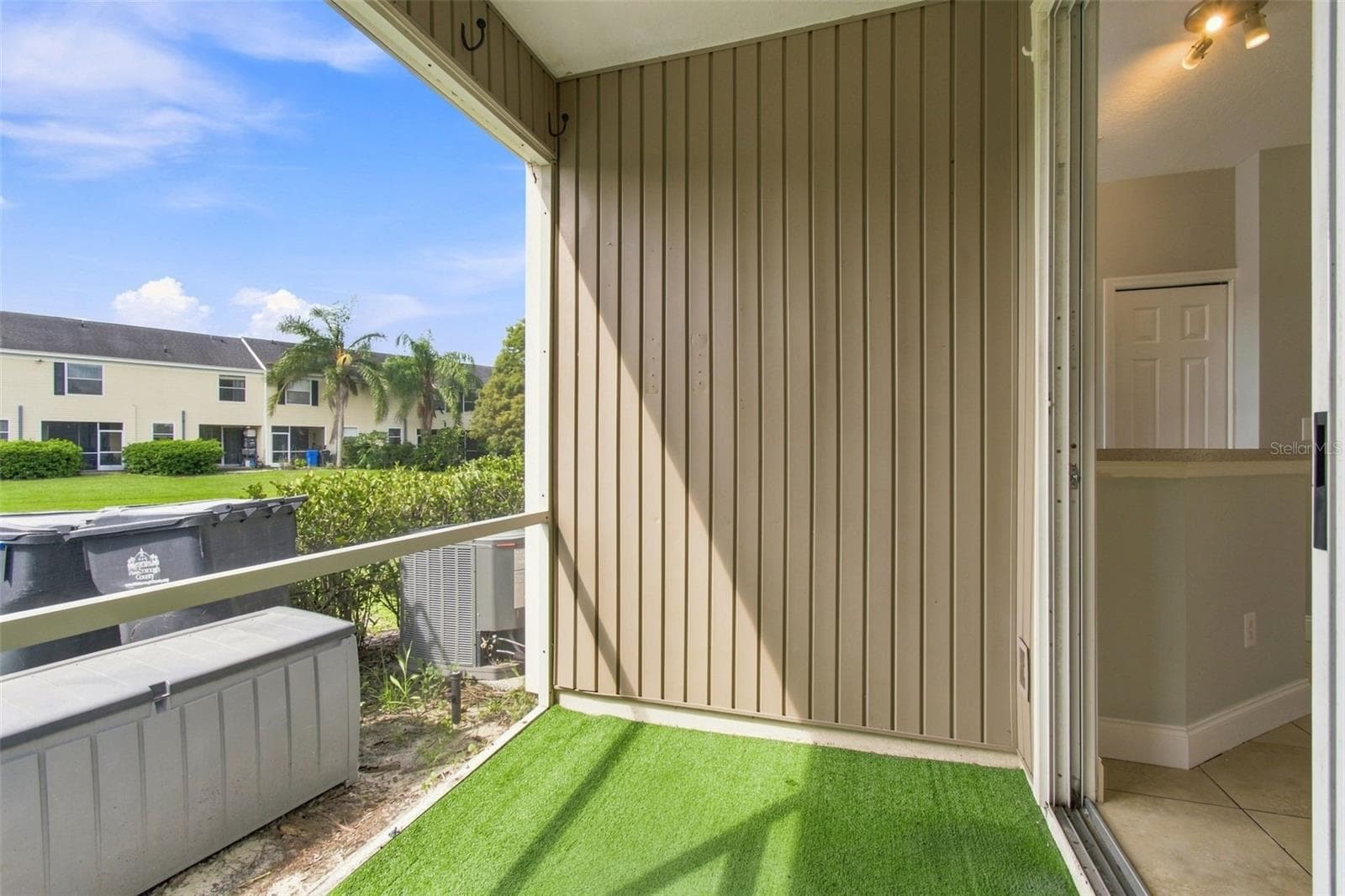 Townhouse at 12225 COUNTRY WHITE CIR, TAMPA, photo 38 of 77